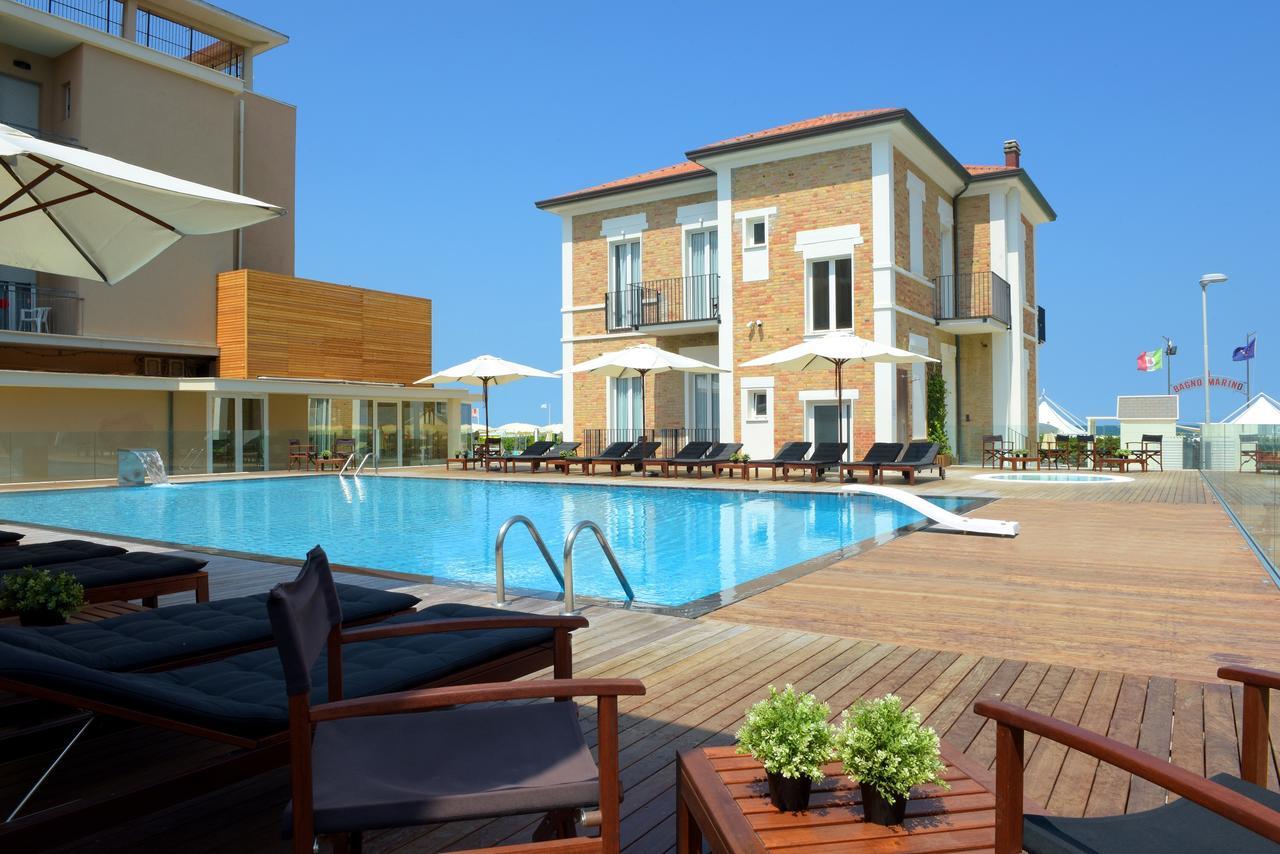 Hotel Capanni Bellaria-Igea Marina Exterior foto